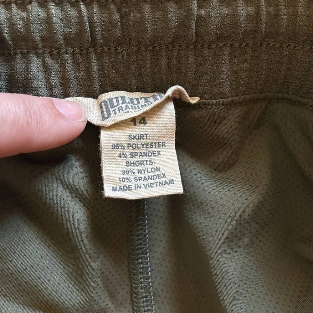 Duluth Trading Co. Olive Green Skirt with Elastic Waist. Size 14 - Picture 4 of 4